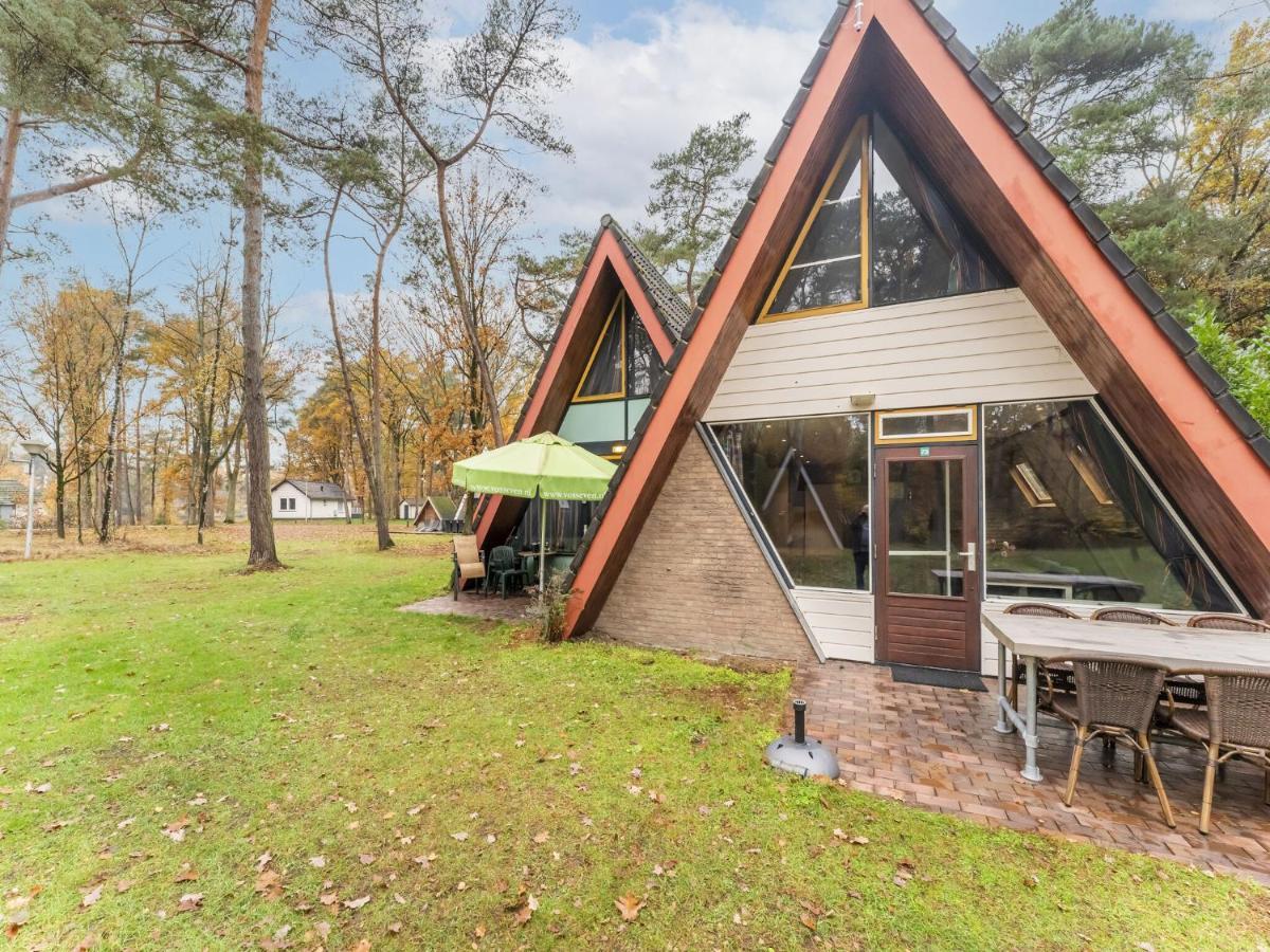 Modern Holiday Home In Stramproy In The Forest Eksteriør bilde