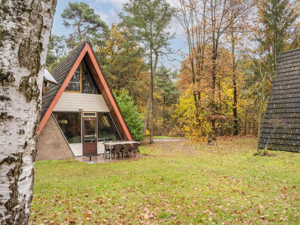 Modern Holiday Home In Stramproy In The Forest Eksteriør bilde